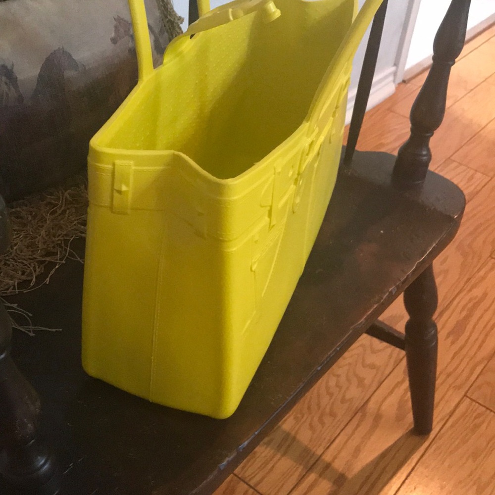 COPY - BEACH TOTE! ! ! TOTALLY UNIQUE! - Picture 6 of 8